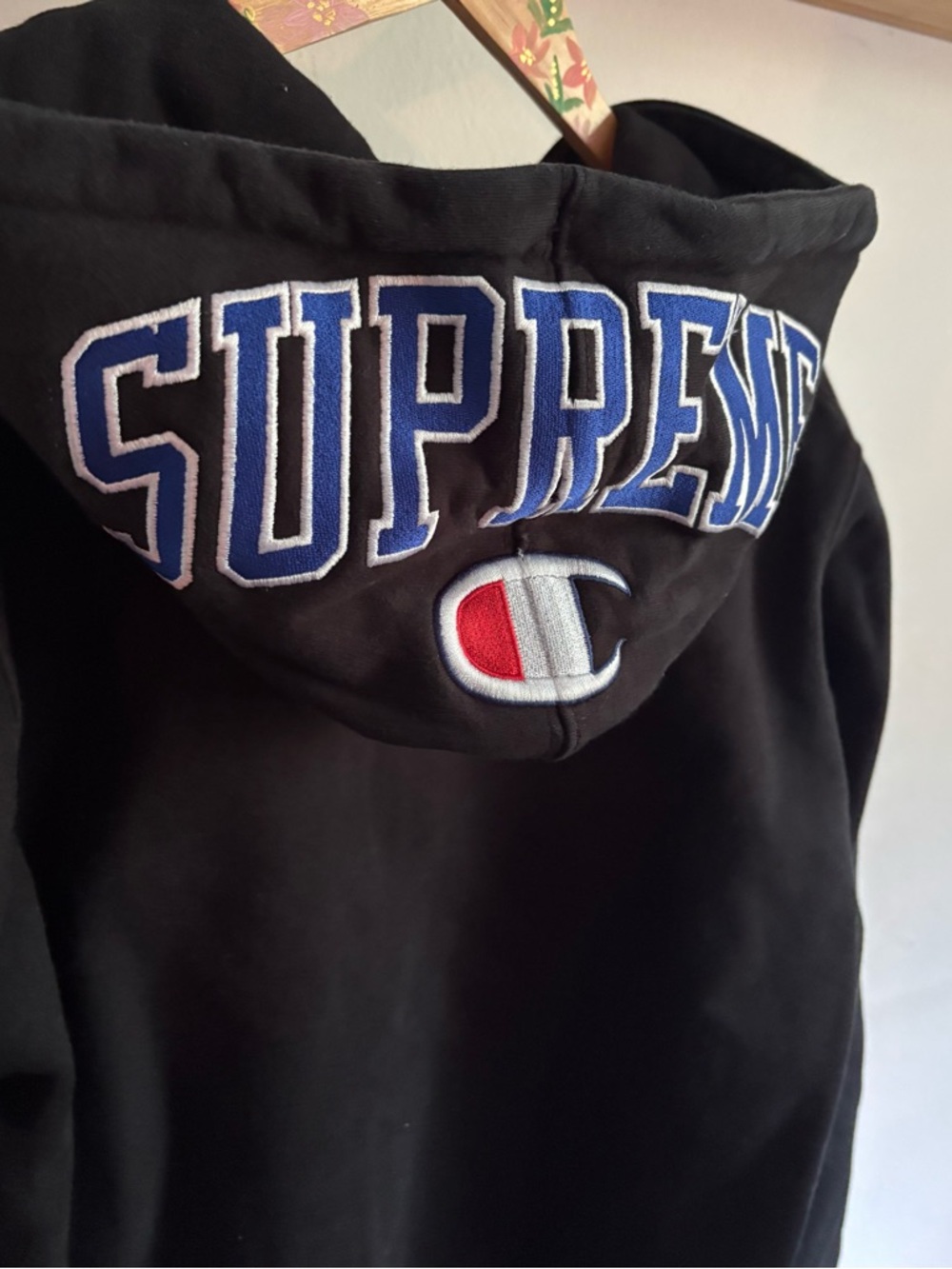 Supreme x Champion Black Arc Logo Hoodie - medium